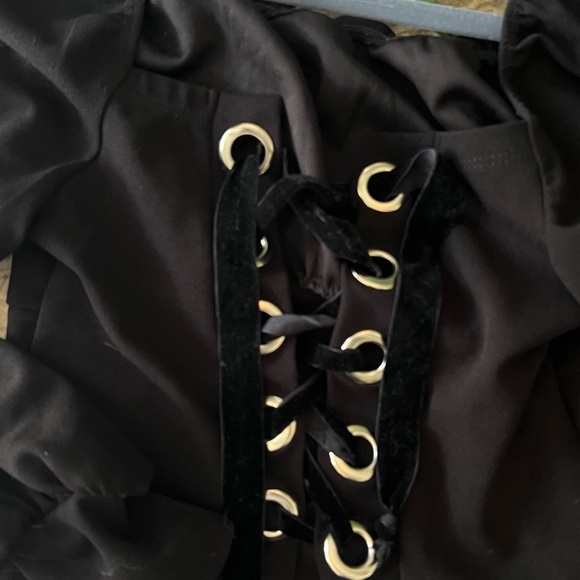 Black Lace-Up Bodysuit Ivin Ivin - Picture 9 of 9